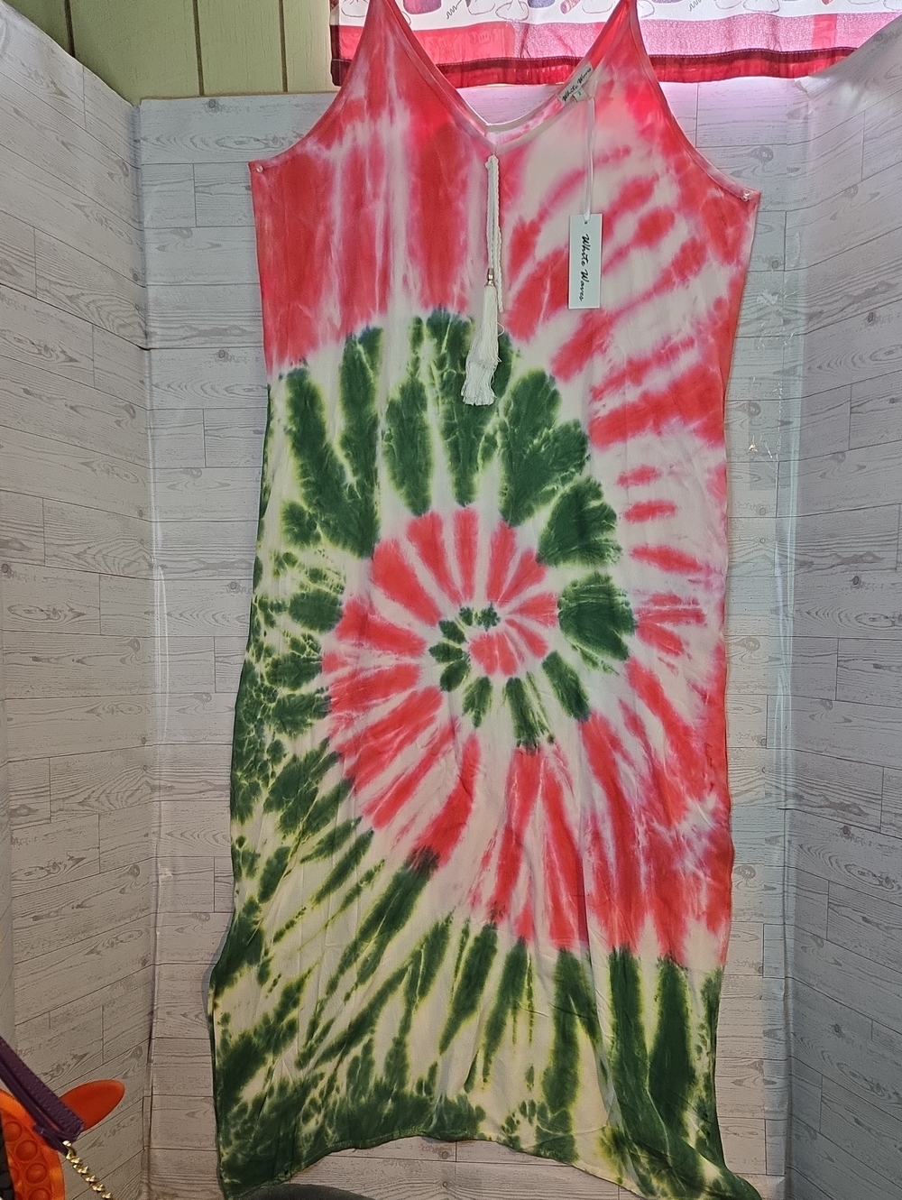 White Waves Spiral Tie-Dye Maxi Dress in Coral & Forest Green Sz 2